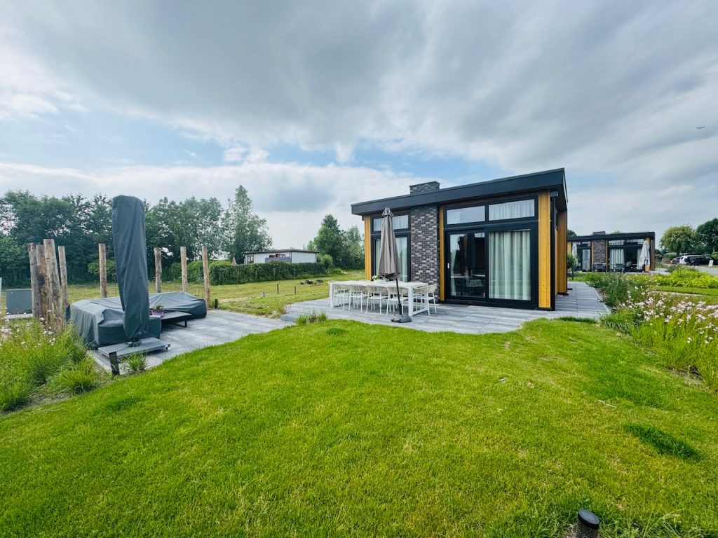 Vrijstaande woning te koop: Boekhorsterweg 21, Warmond