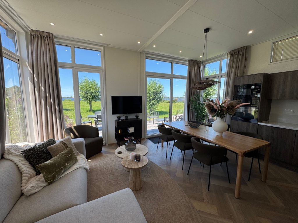 Vrijstaande woning te koop: Boekhorsterweg 21, Warmond