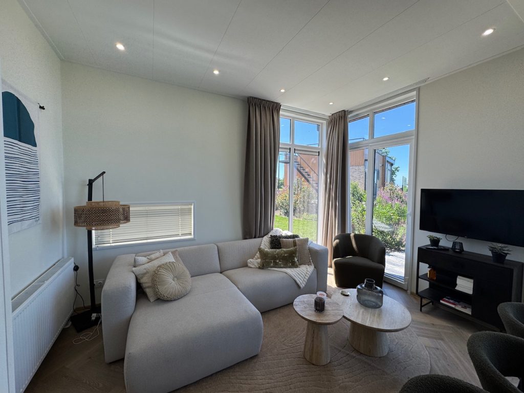 Vrijstaande woning te koop: Boekhorsterweg 21, Warmond